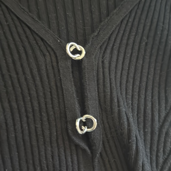 Urban outfitters front clasp sweater - Picture 3 of 4